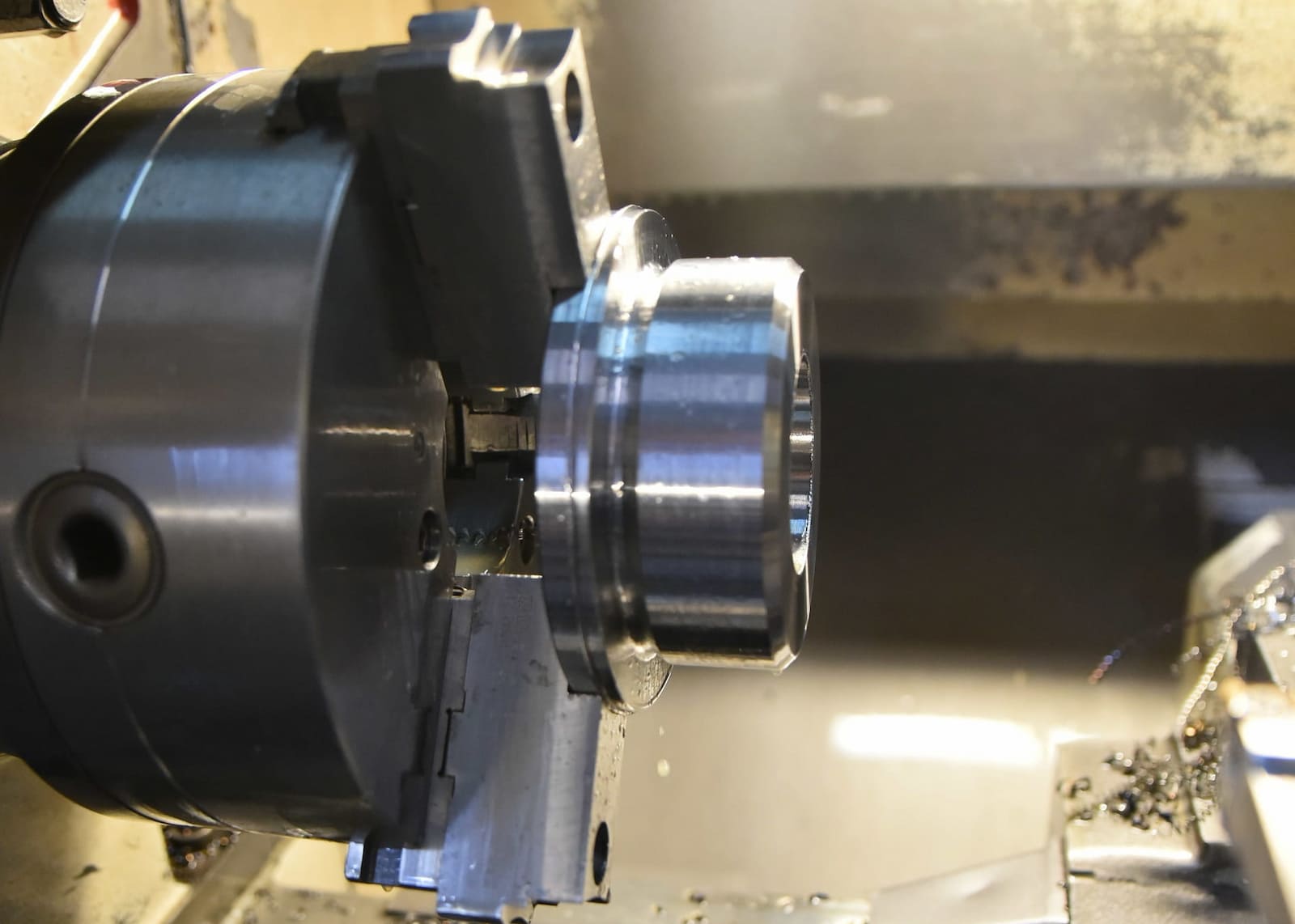 PHmet Sp. Z o.o - zdjęcie tokarki zdjecie-galeria